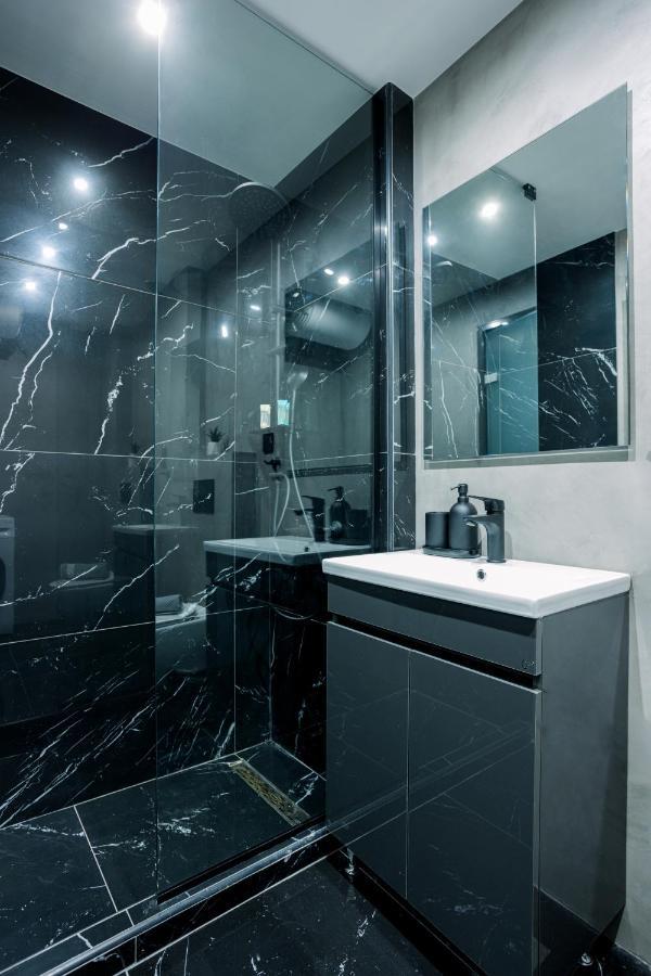 Luxury Downtown Apartment Α1 Szaloniki Kültér fotó